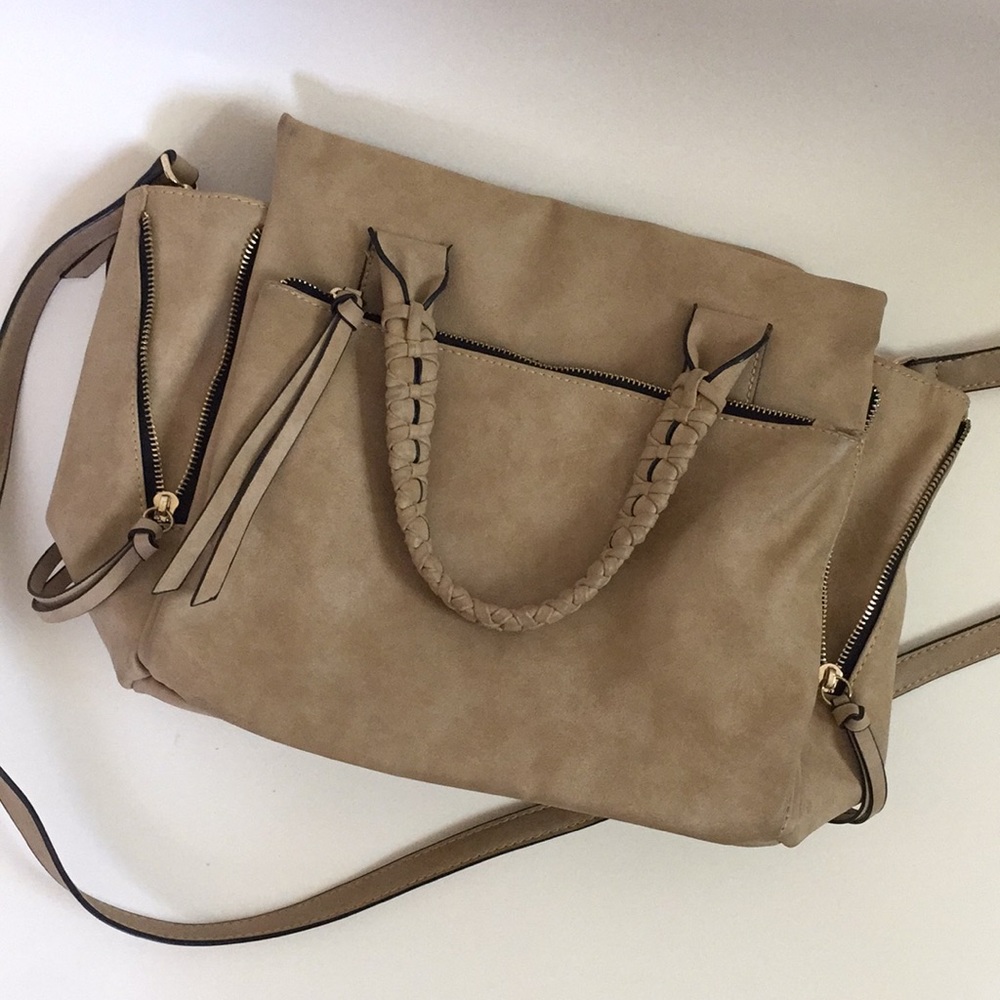 Francesca’s Collection Beige Bag